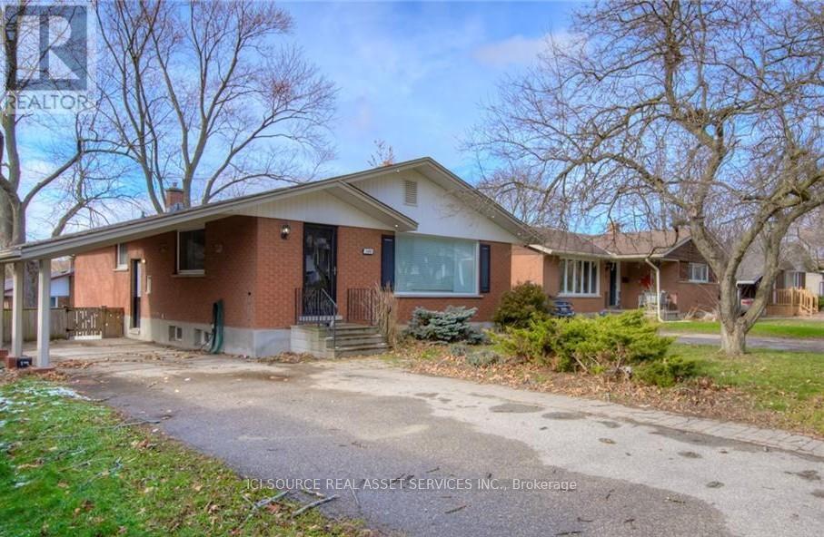 199 Dixie Crescent, Waterloo, ON - Outdoor