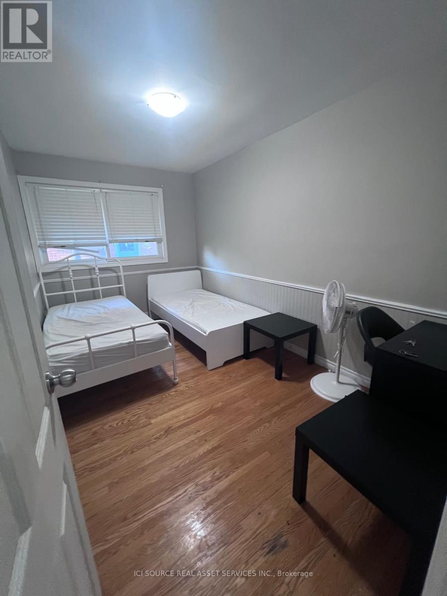 199 Dixie Crescent, Waterloo, ON - Indoor Photo Showing Bedroom