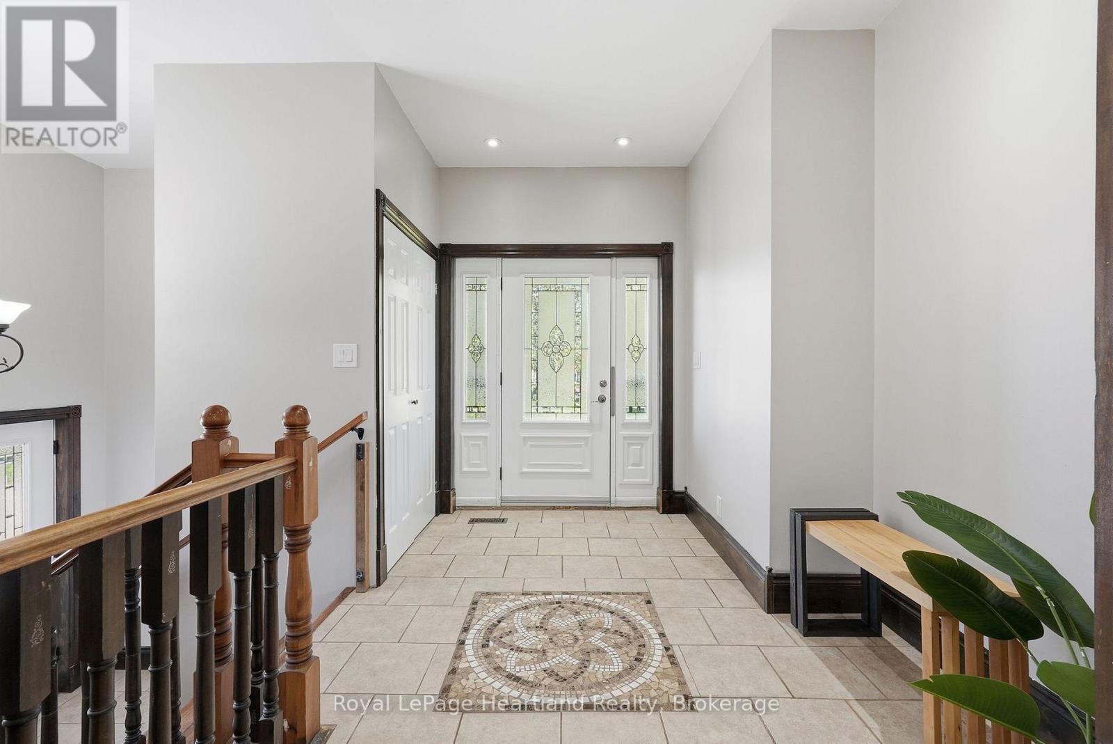 5106 5Th Line, Minto, ON - Indoor Photo Showing Other Room