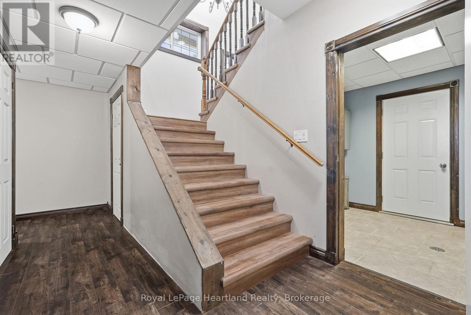 5106 5Th Line, Minto, ON - Indoor Photo Showing Other Room