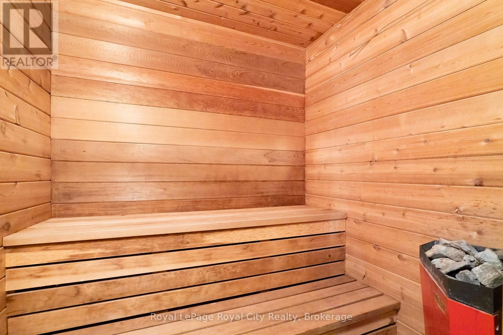 Indoor Sauna - 4646 Sideroad 20 N, Puslinch, ON