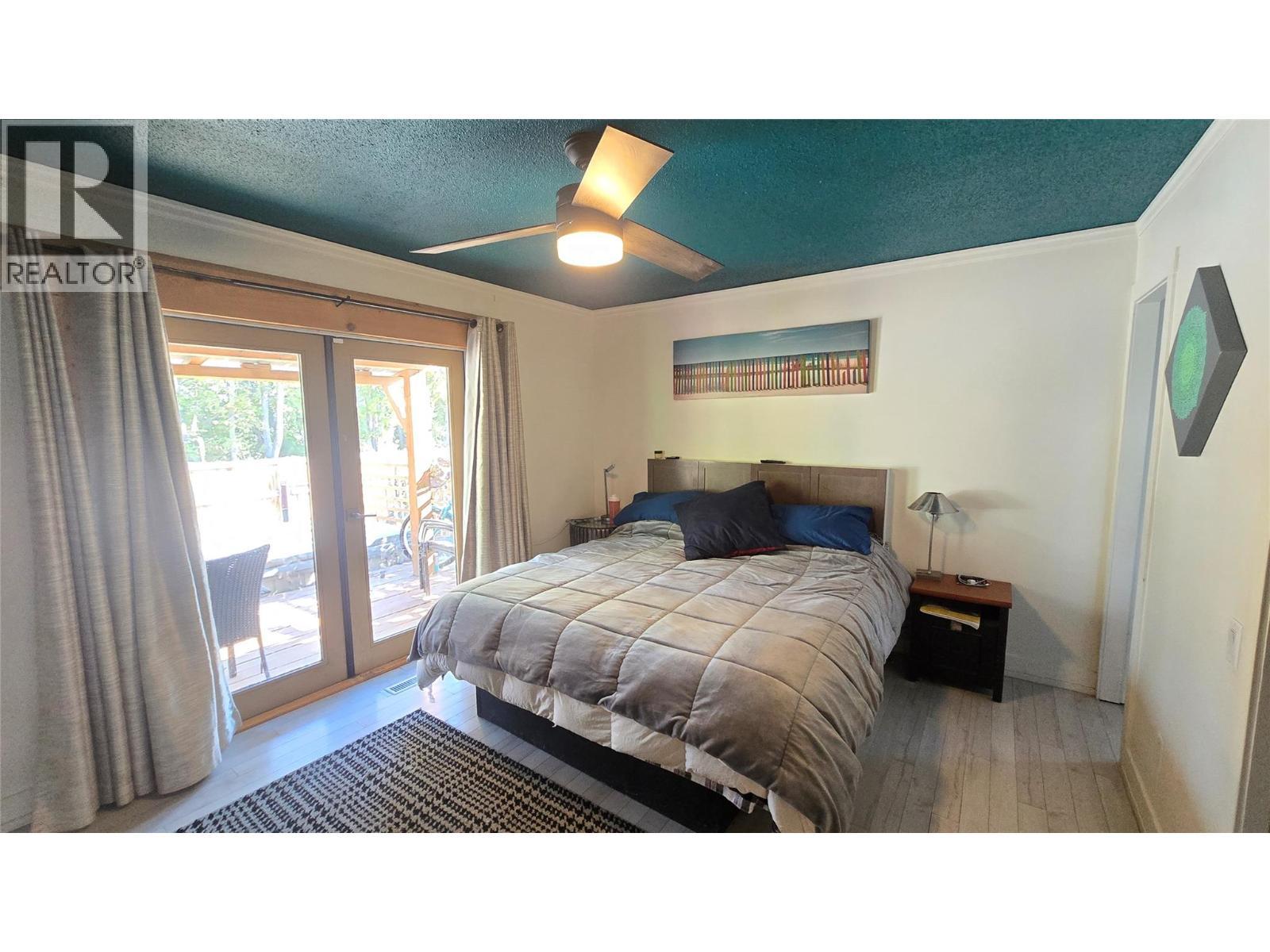 1151 Schubert Drive, Kamloops, BC - Indoor Photo Showing Bedroom