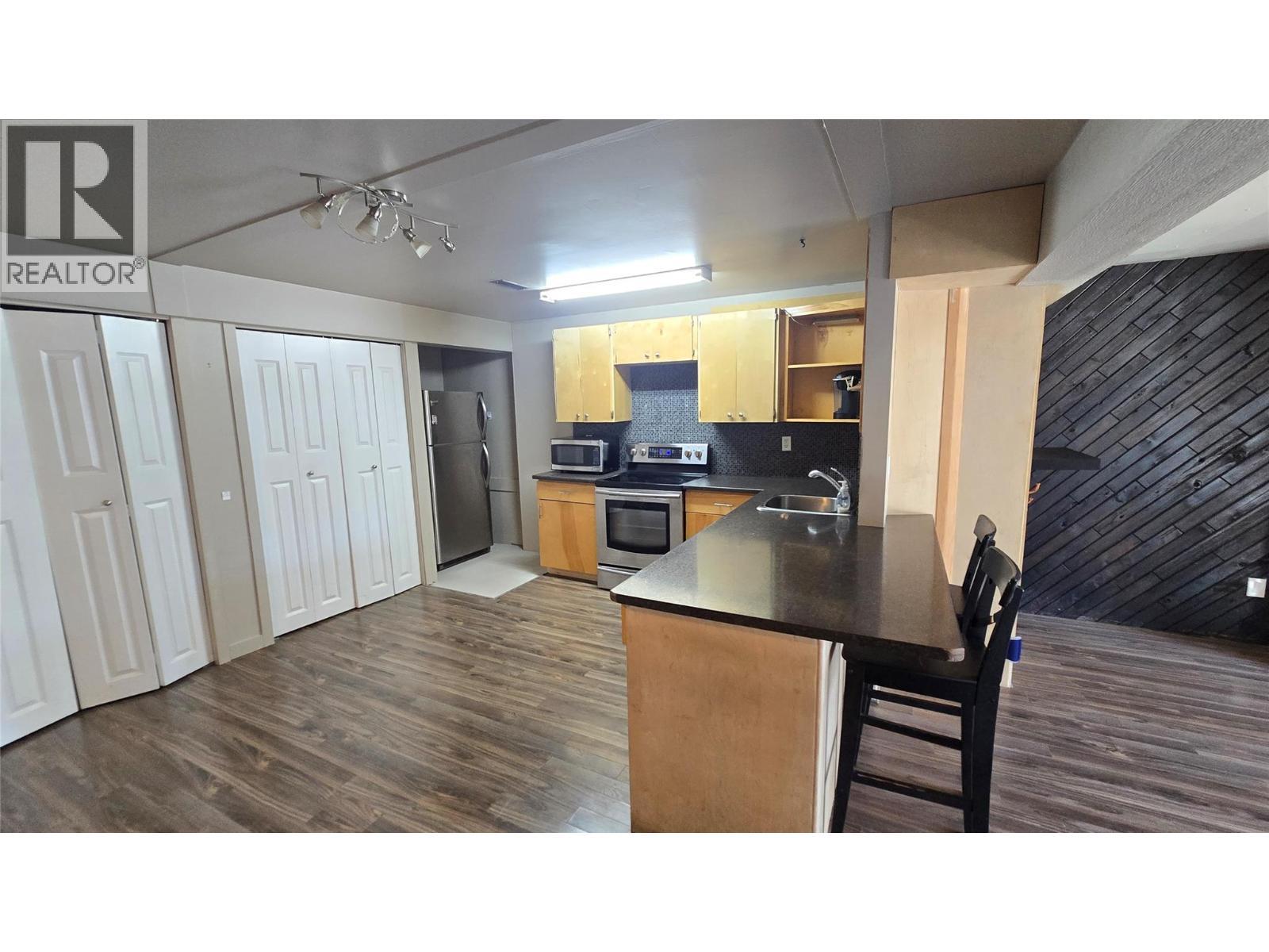 1151 Schubert Drive, Kamloops, BC - Indoor