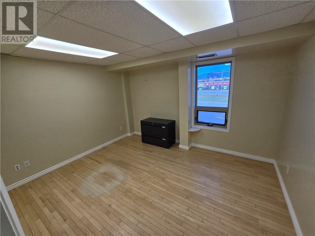 902B Newgate Avenue, Sudbury, ON