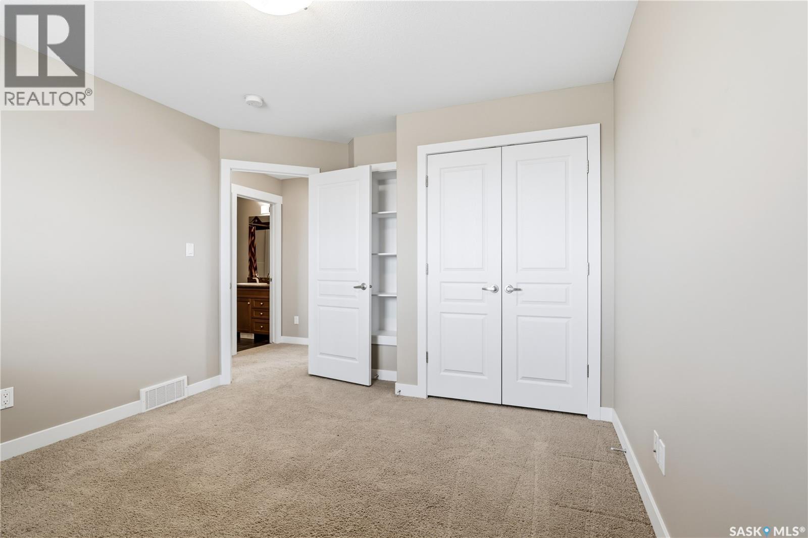 8814 Herman Crescent, Regina, SK - Indoor Photo Showing Other Room
