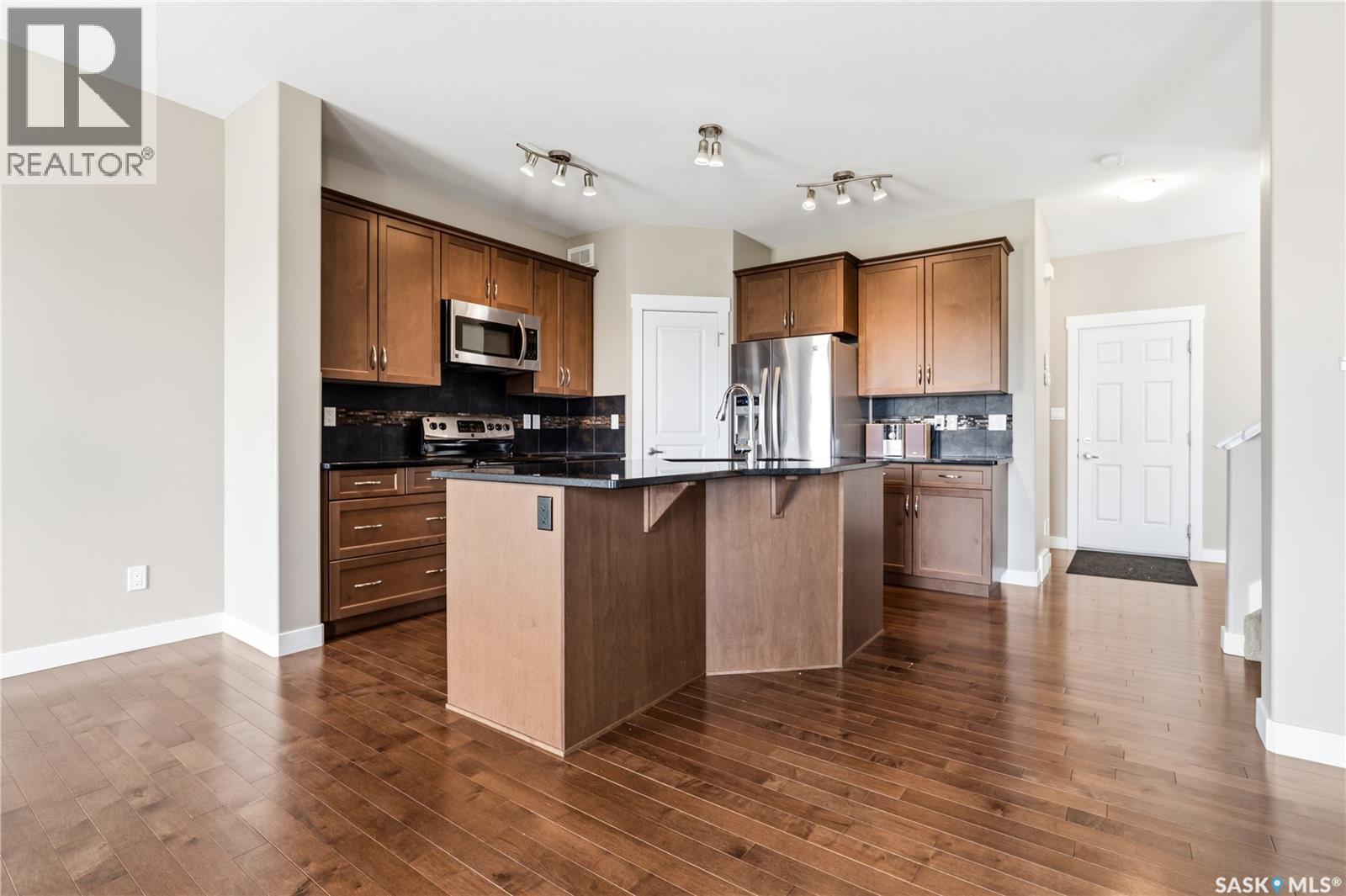 8814 Herman Crescent, Regina, SK - Indoor Photo Showing Kitchen