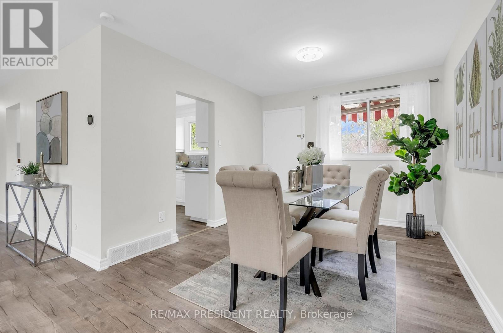 57 High Street, Waterloo, ON - Indoor Photo Showing Dining Room