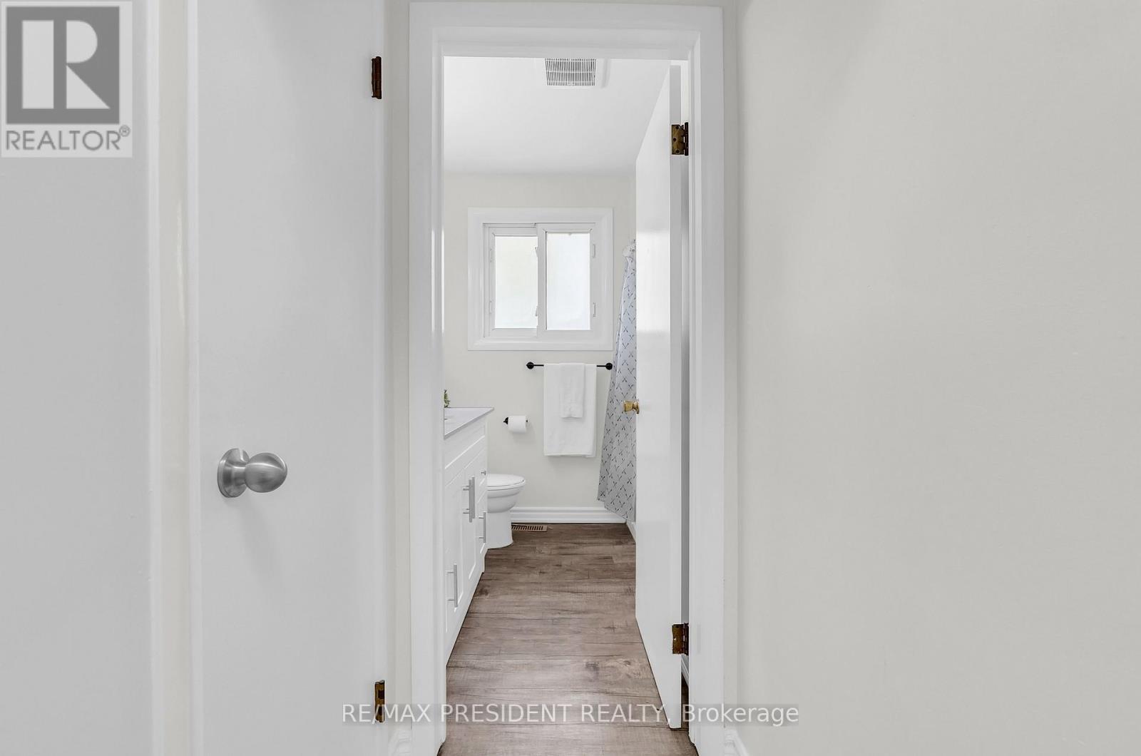 57 High Street, Waterloo, ON - Indoor Photo Showing Other Room