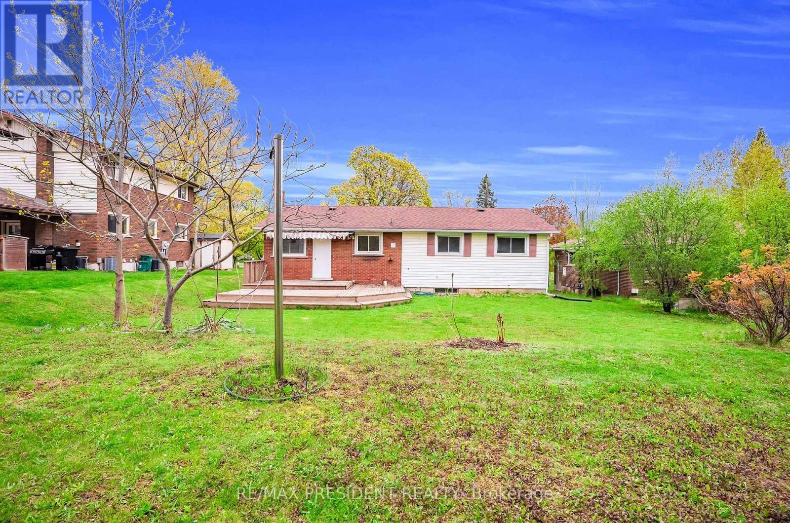 57 High Street, Waterloo, ON - Outdoor