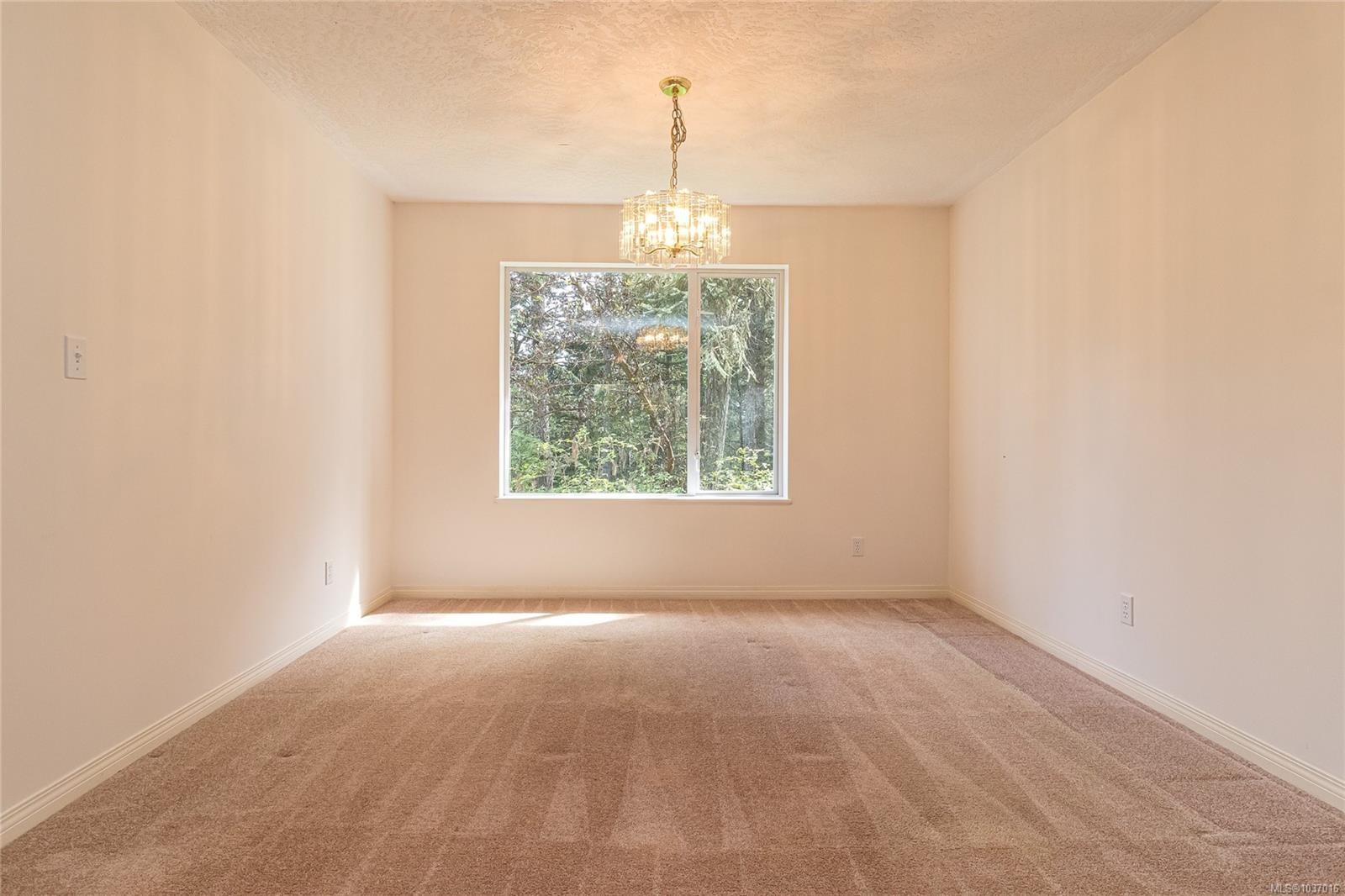 609 Taurus Dr, Metchosin, BC
