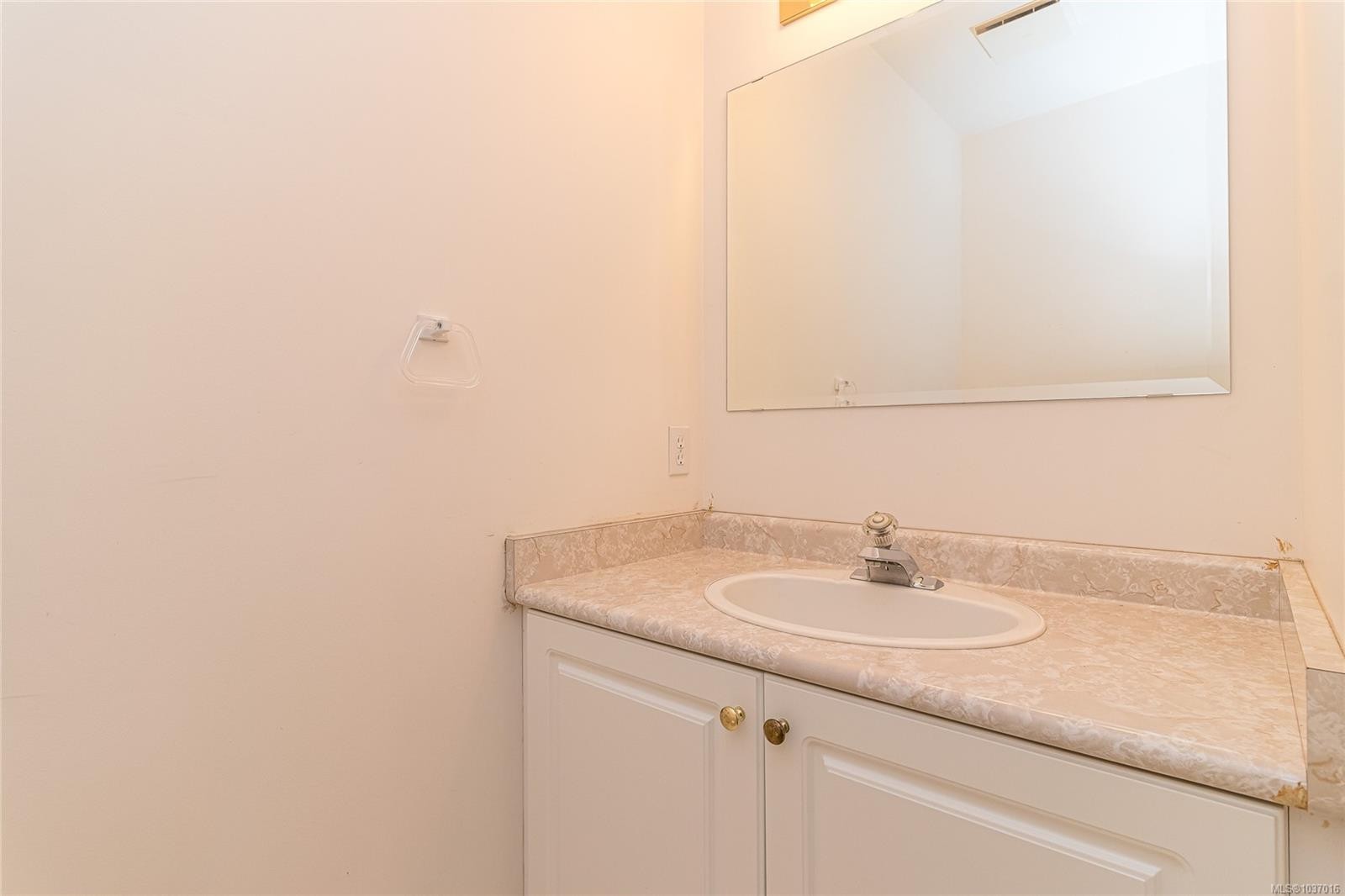 609 Taurus Dr, Metchosin, BC