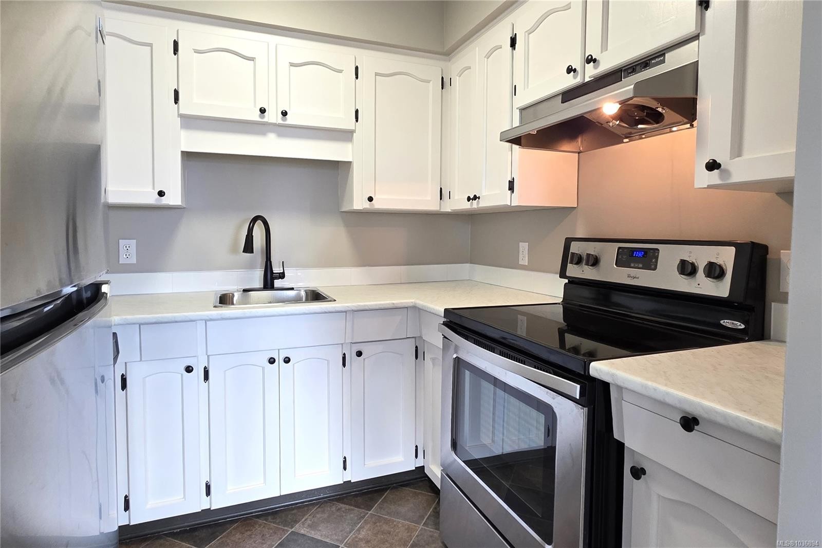 #305-907 Cedar St, Campbell River, BC - Indoor Photo Showing Other Room