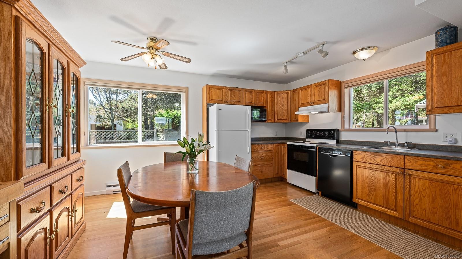 416 Curtis Rd, Comox, BC