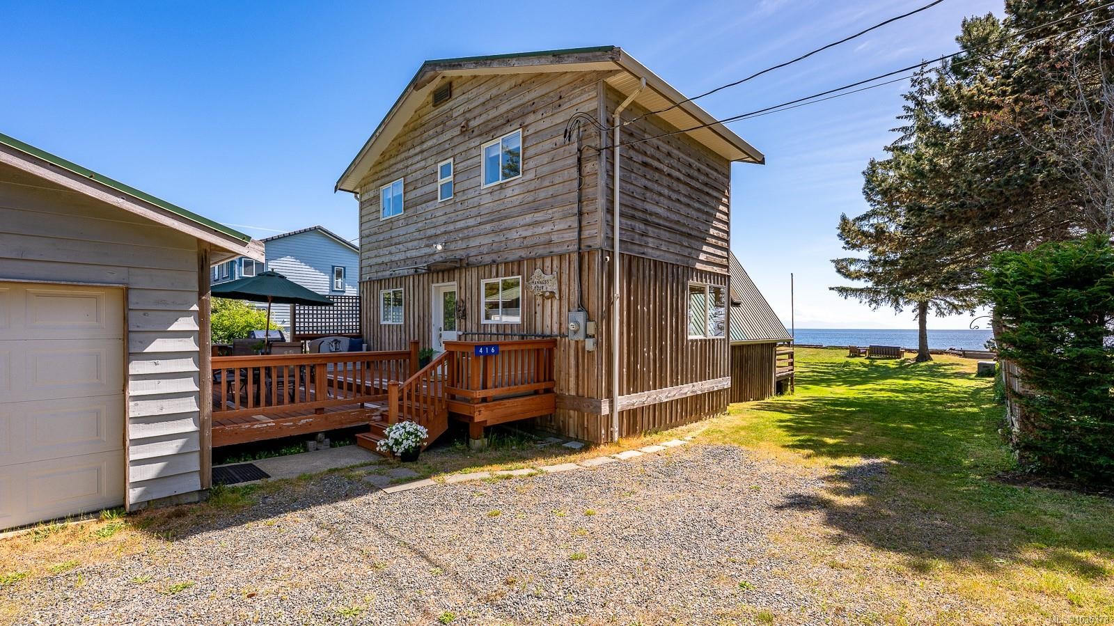416 Curtis Rd, Comox, BC