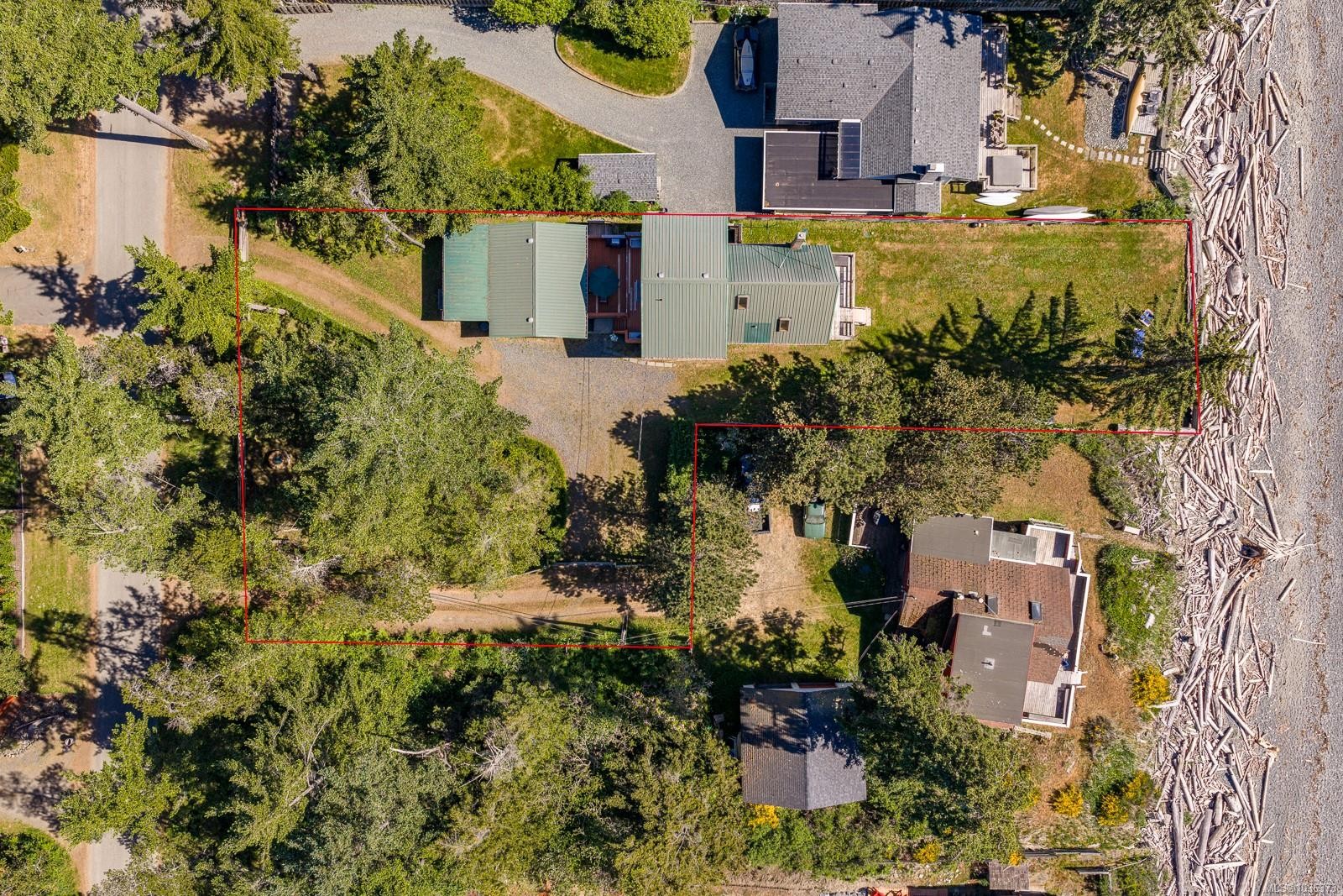 416 Curtis Rd, Comox, BC