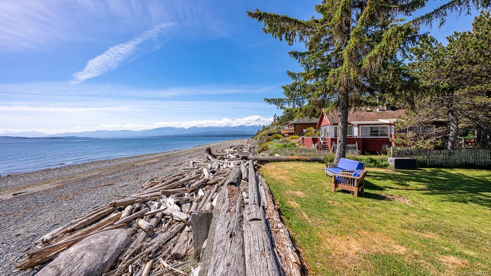 416 Curtis Rd, Comox, BC