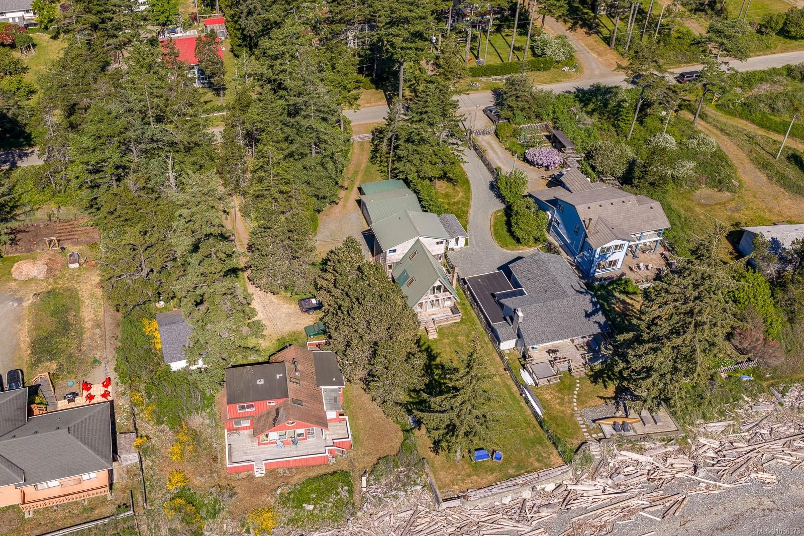 416 Curtis Rd, Comox, BC