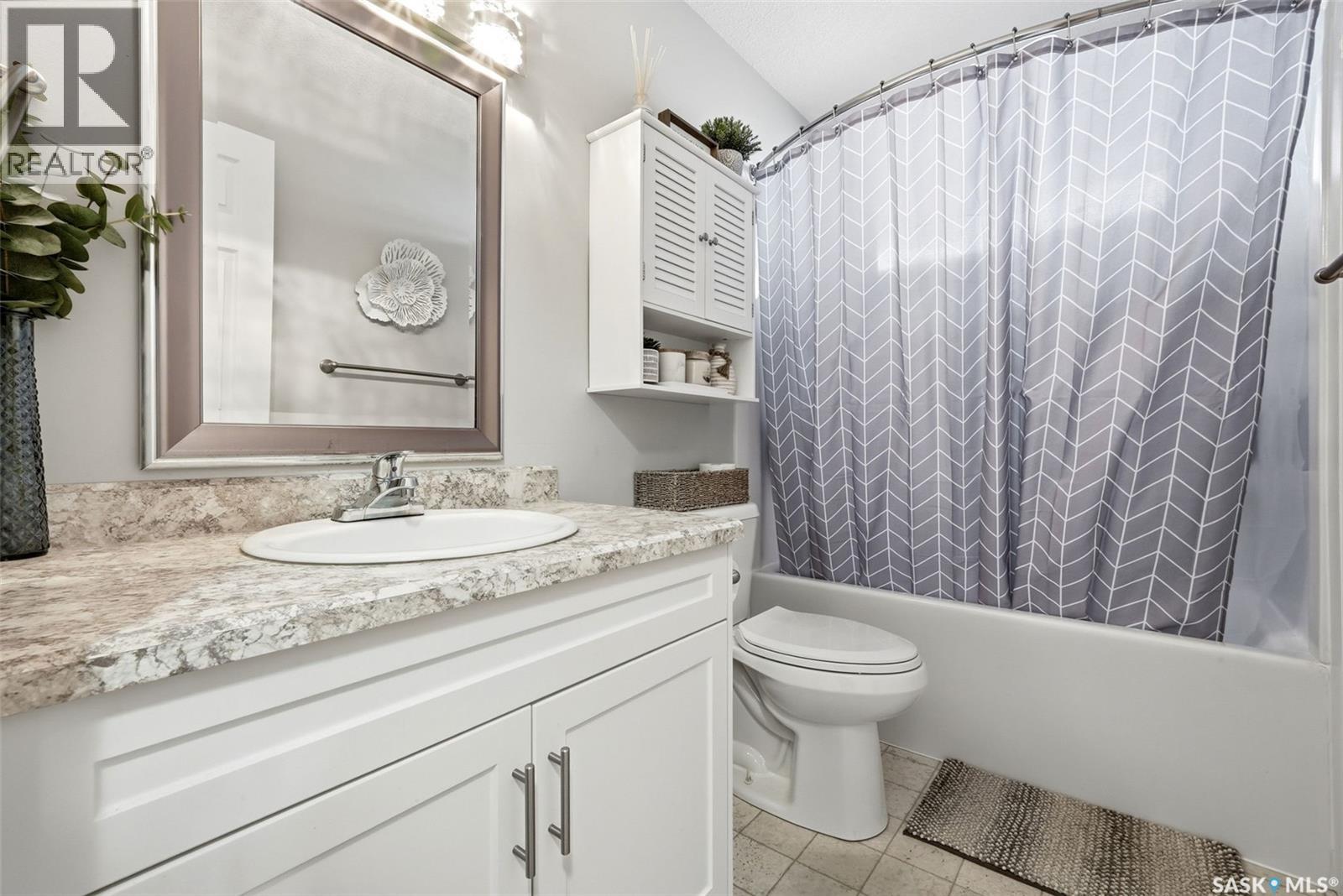 68 Carmichael Road, Regina, SK - Indoor Photo Showing Bathroom