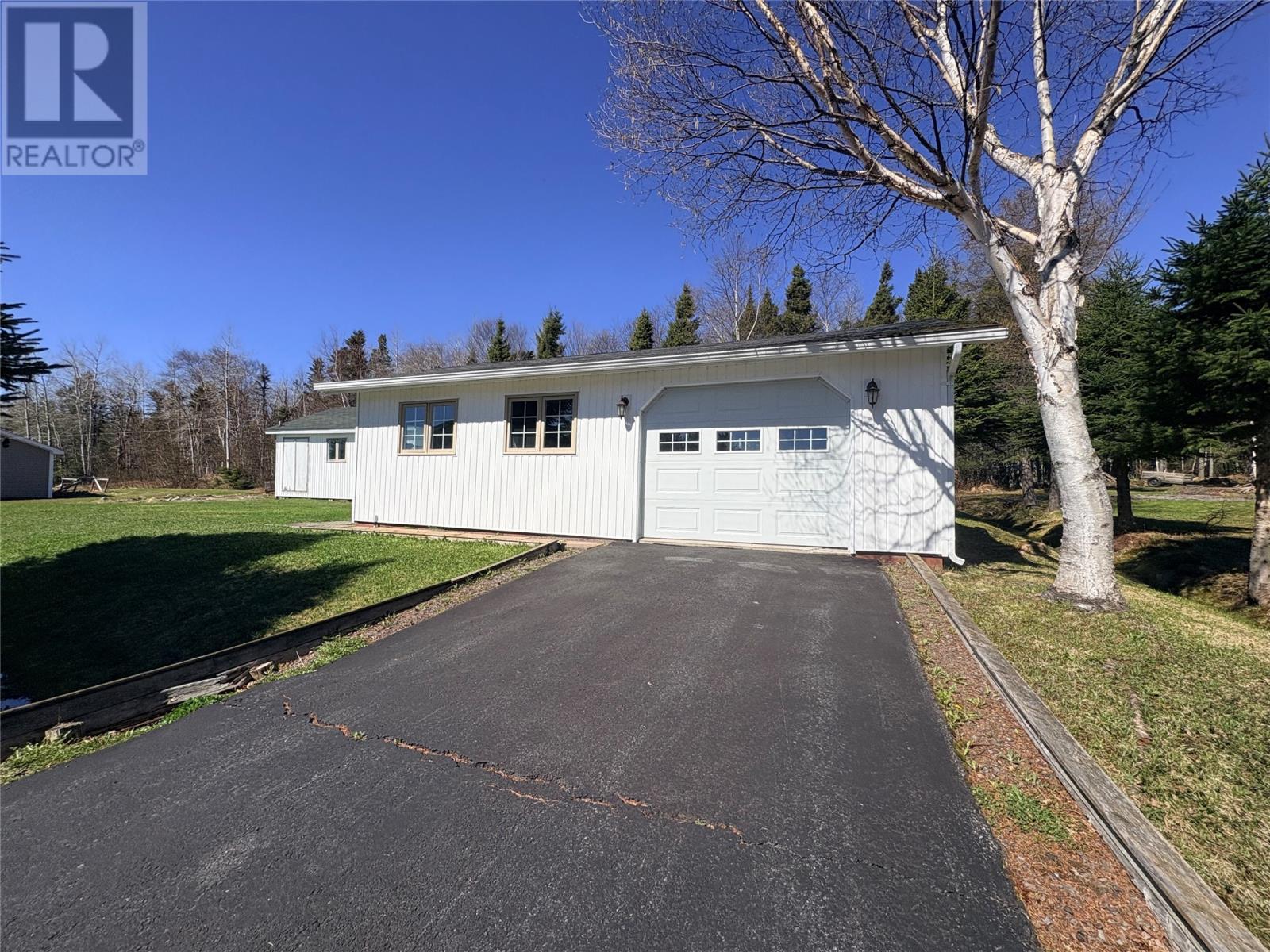 326 Main Street, Baytona, NL - Outdoor