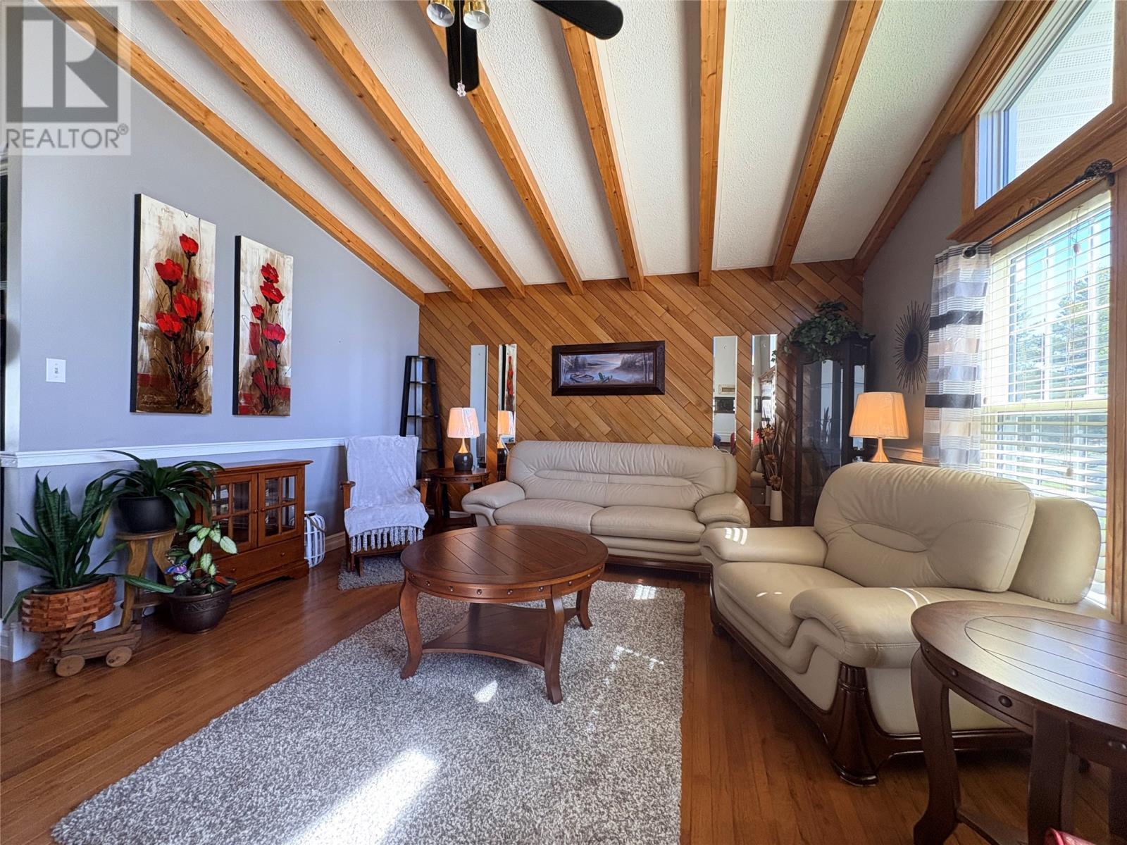 326 Main Street, Baytona, NL - Indoor Photo Showing Living Room