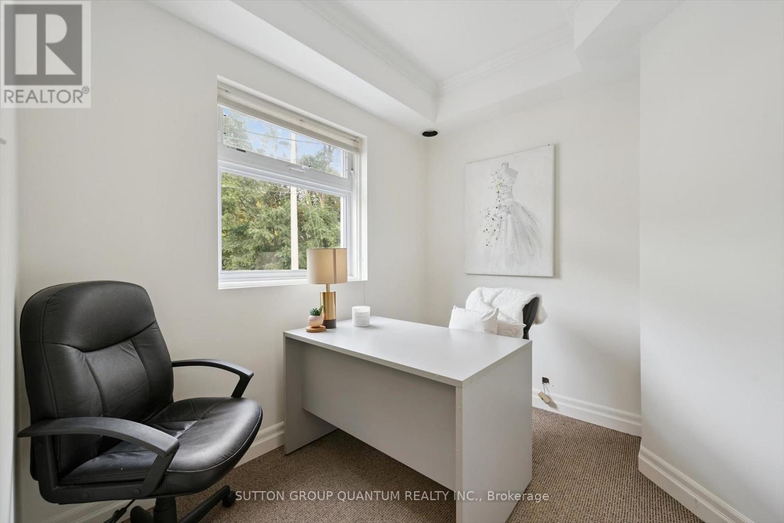 1673 Lakeshore Road W, Mississauga, ON