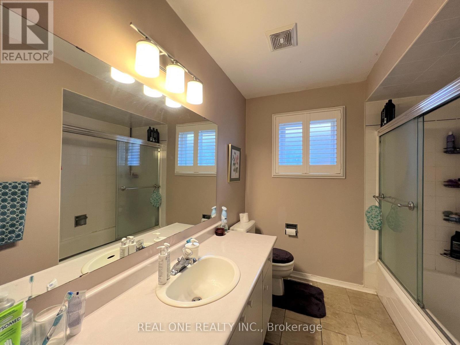 6403 Osprey Boulevard, Mississauga, ON - Indoor Photo Showing Bathroom