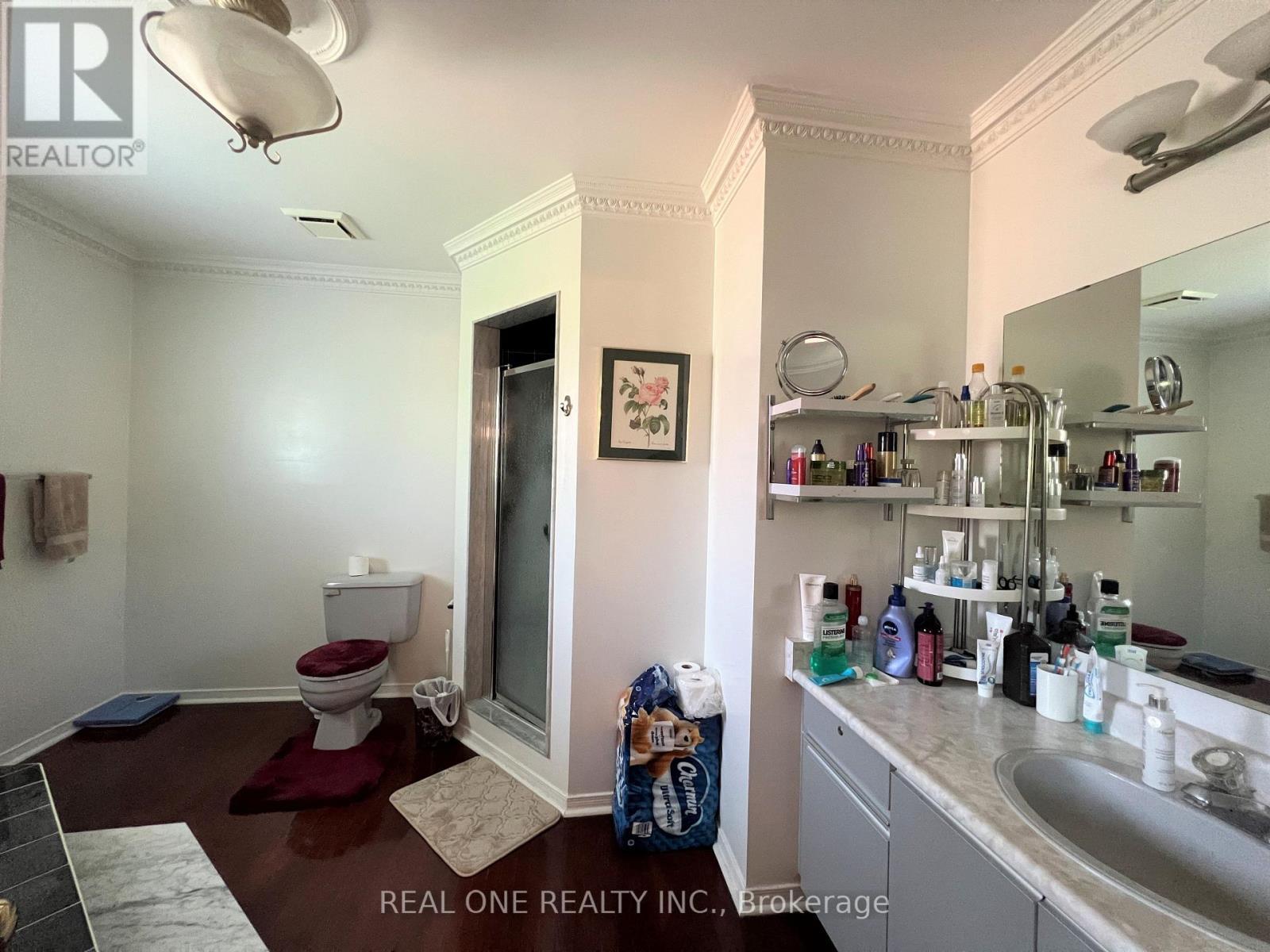 6403 Osprey Boulevard, Mississauga, ON - Indoor Photo Showing Bathroom
