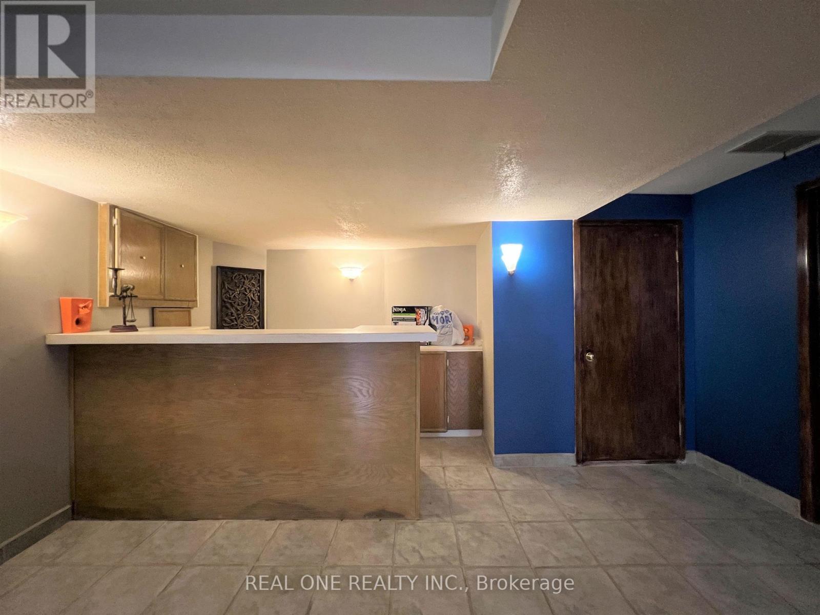6403 Osprey Boulevard, Mississauga, ON - Indoor Photo Showing Other Room