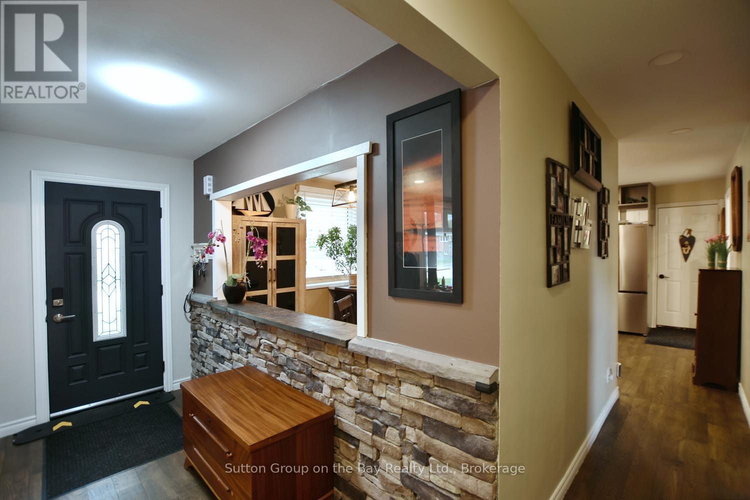 Front entrance - 238 Mccrea Drive, Clearview (Stayner), ON - Indoor Photo Showing Other Room