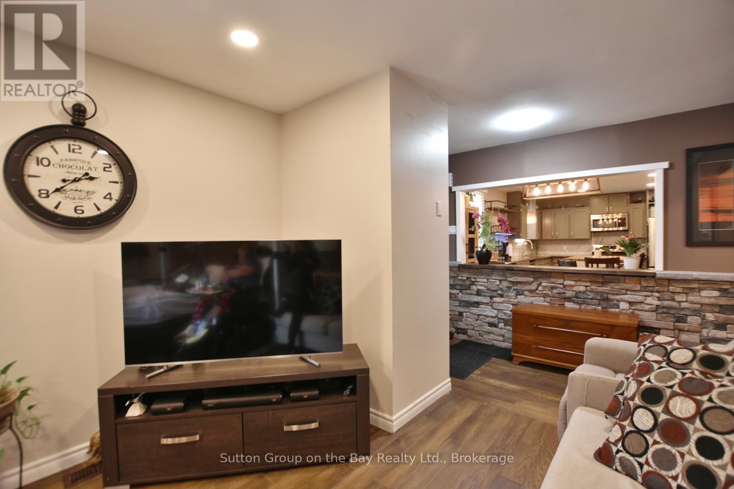 Living room - 238 Mccrea Drive, Clearview (Stayner), ON - Indoor