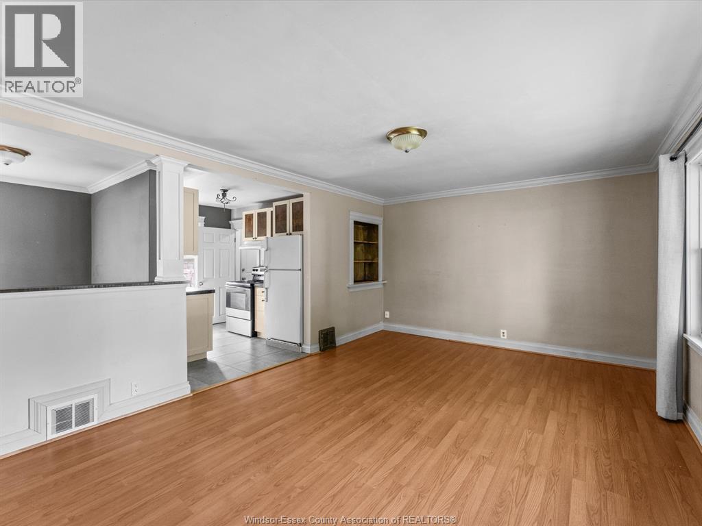 962 Merritt, Windsor, ON - Indoor Photo Showing Other Room