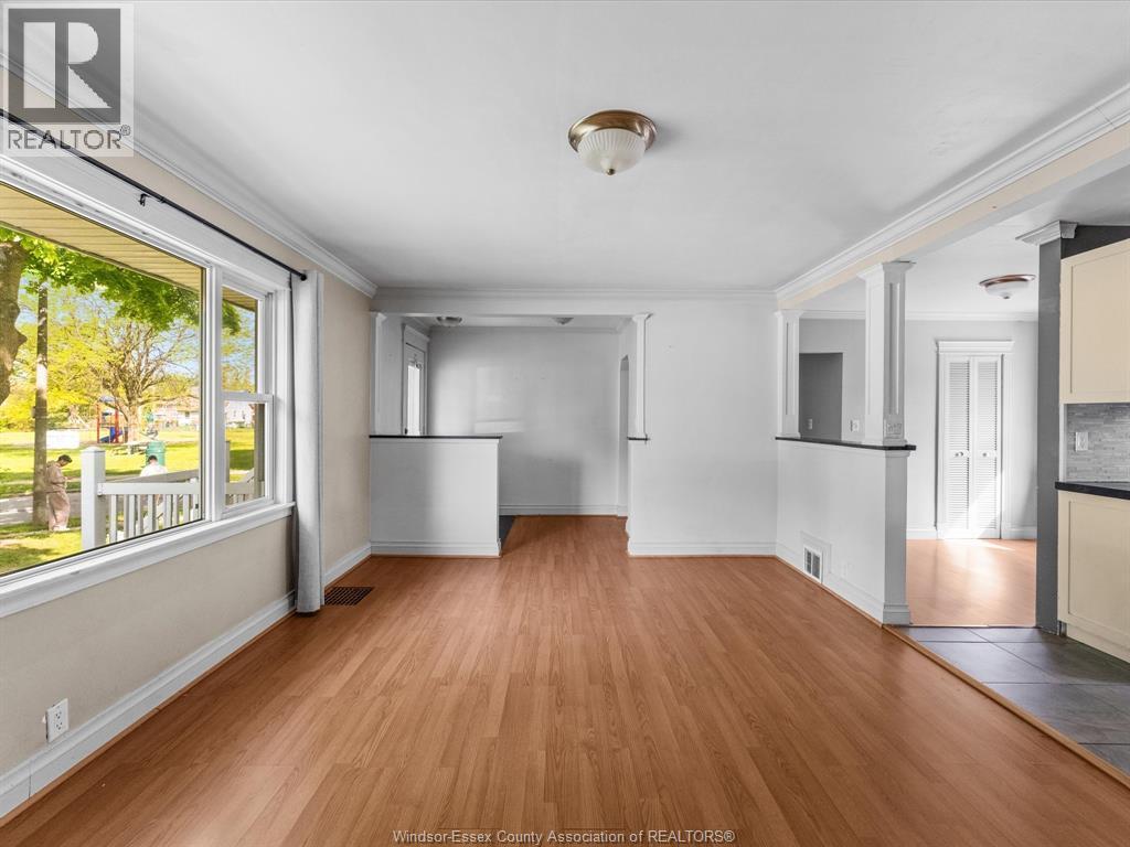 962 Merritt, Windsor, ON - Indoor Photo Showing Kitchen