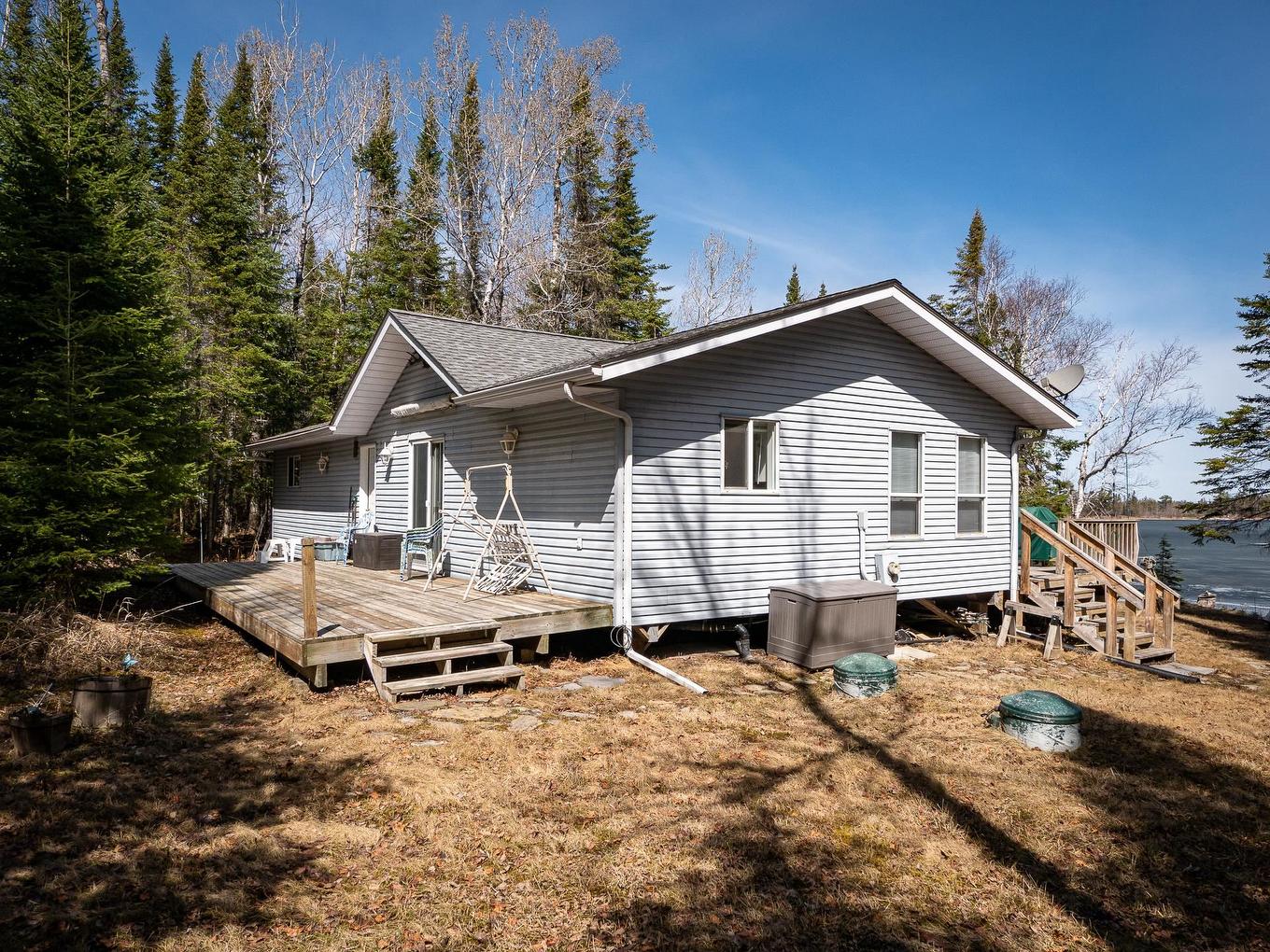 15 Lily Pad Road, S. Of Kenora, ON