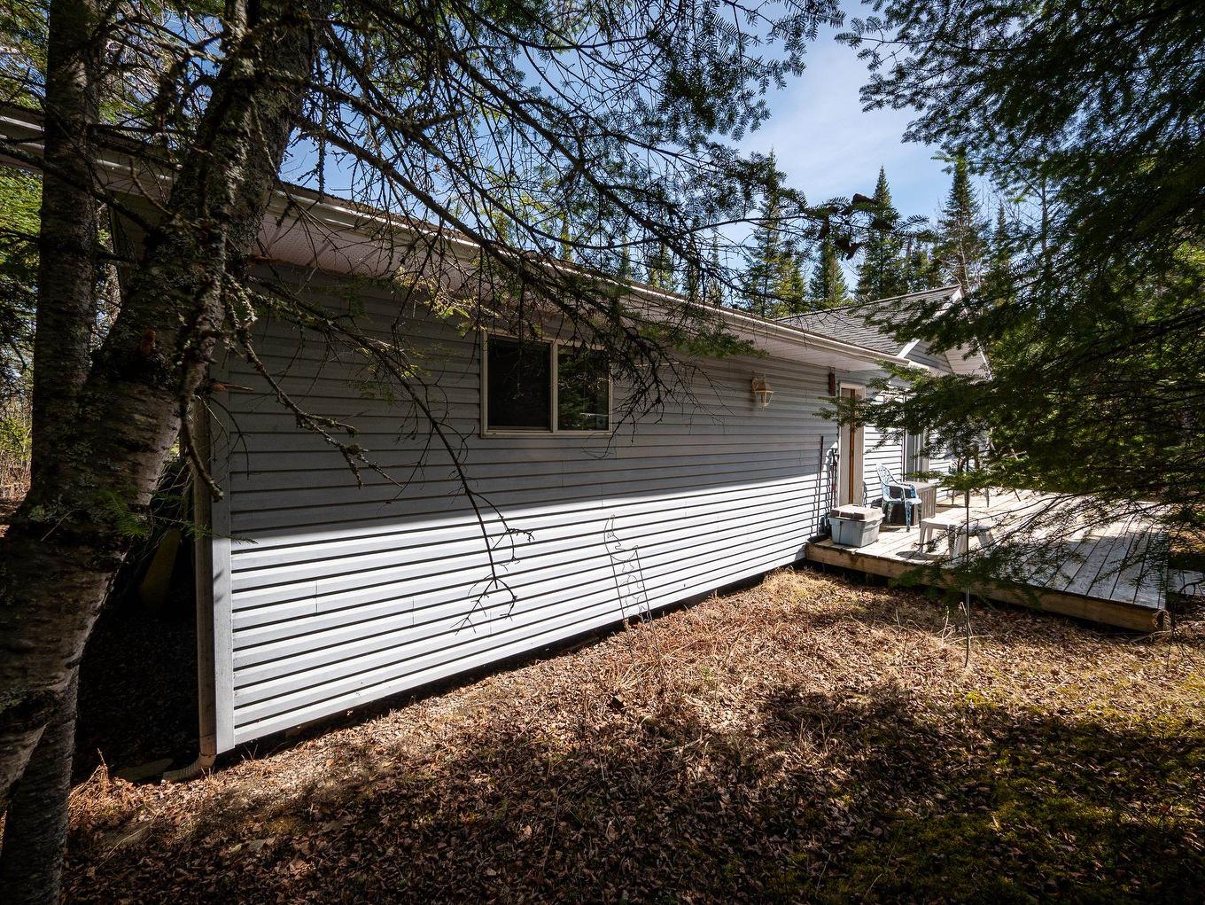 15 Lily Pad Road, S. Of Kenora, ON