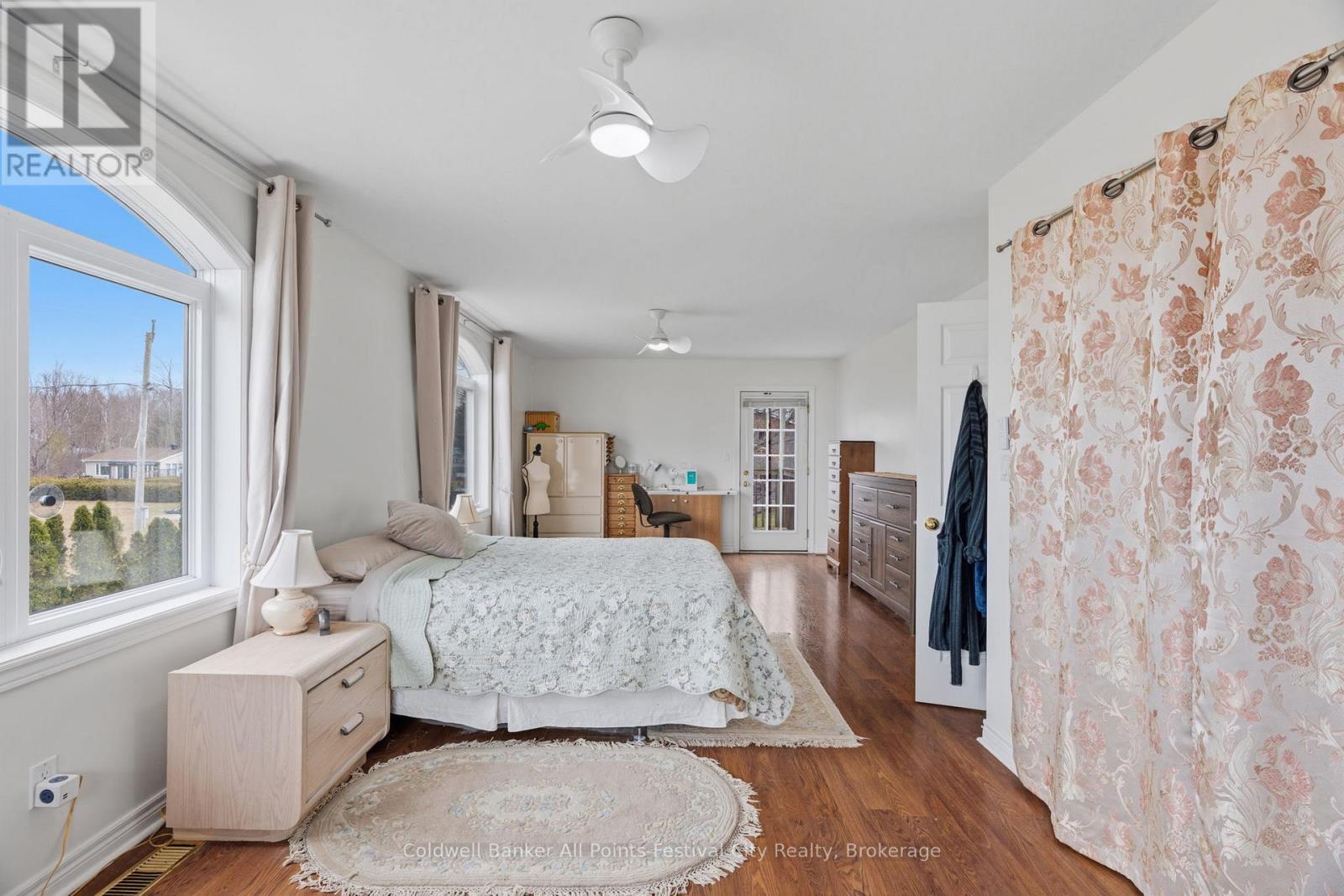 13 Ravine Park Road S, Central Huron (Goderich), ON - Indoor Photo Showing Bedroom