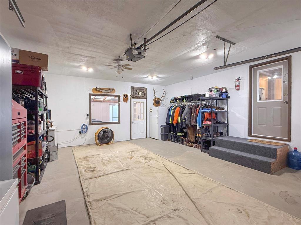 49084 Service Road, Brandon, MB - Indoor Photo Showing Garage