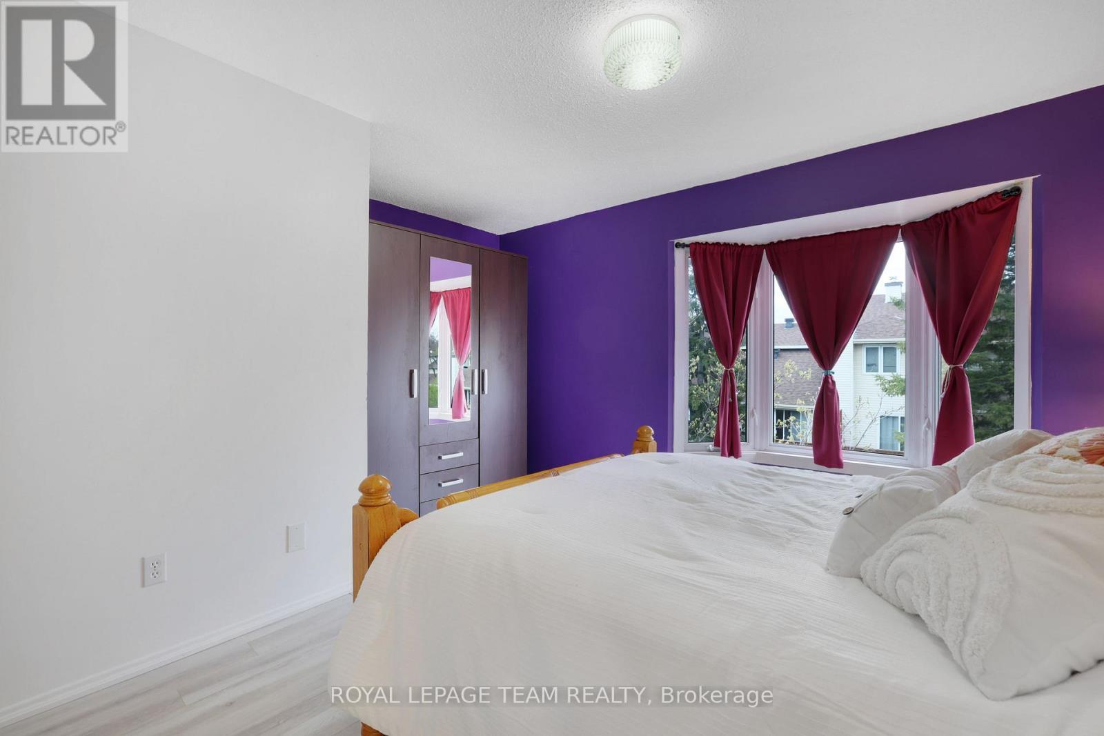 216 Steenbakkers Private, Ottawa, ON - Indoor Photo Showing Bedroom