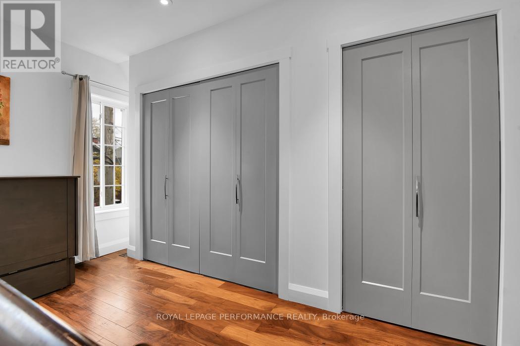 19 Windsor Avenue, Ottawa, ON - Indoor Photo Showing Other Room