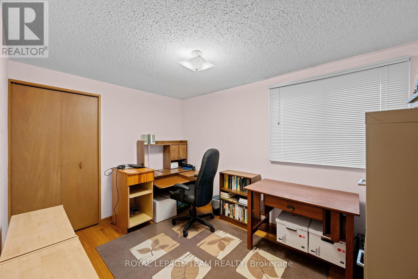 7 Centrepark Drive, Ottawa, ON