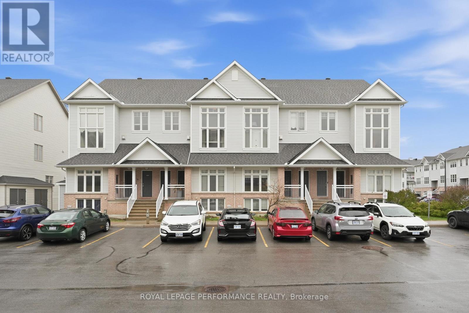 302 Galston Private, Ottawa, ON - Outdoor With Facade