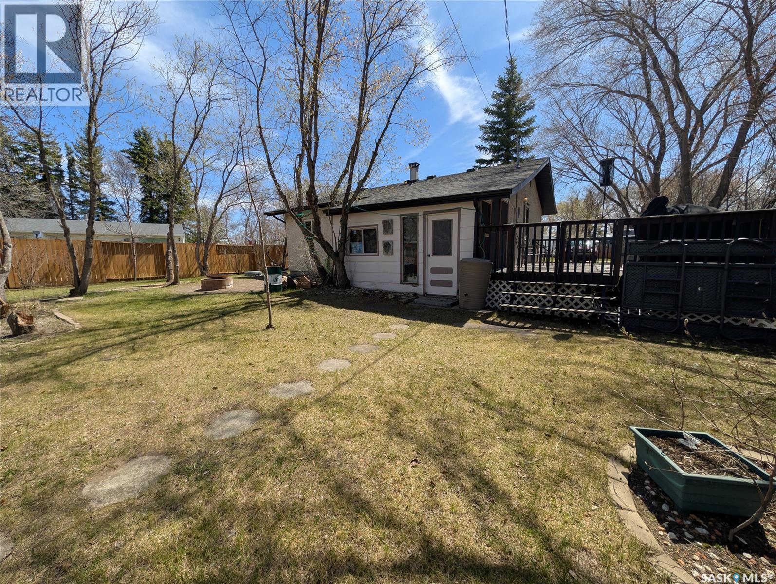 123 Maple Road, Island View, SK - Outdoor