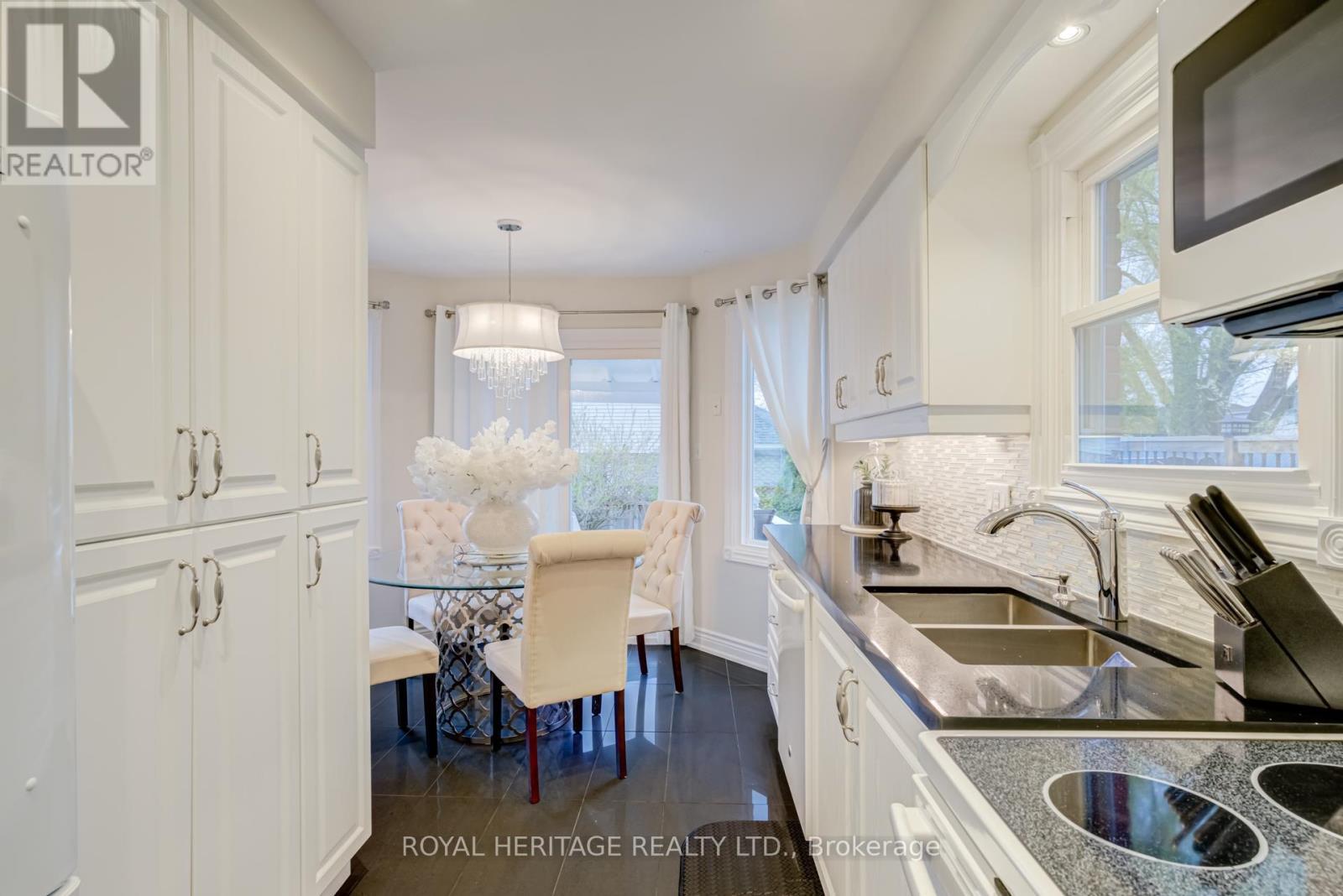188 Adele Crescent, Oshawa, ON - Indoor Photo Showing Kitchen With Double Sink