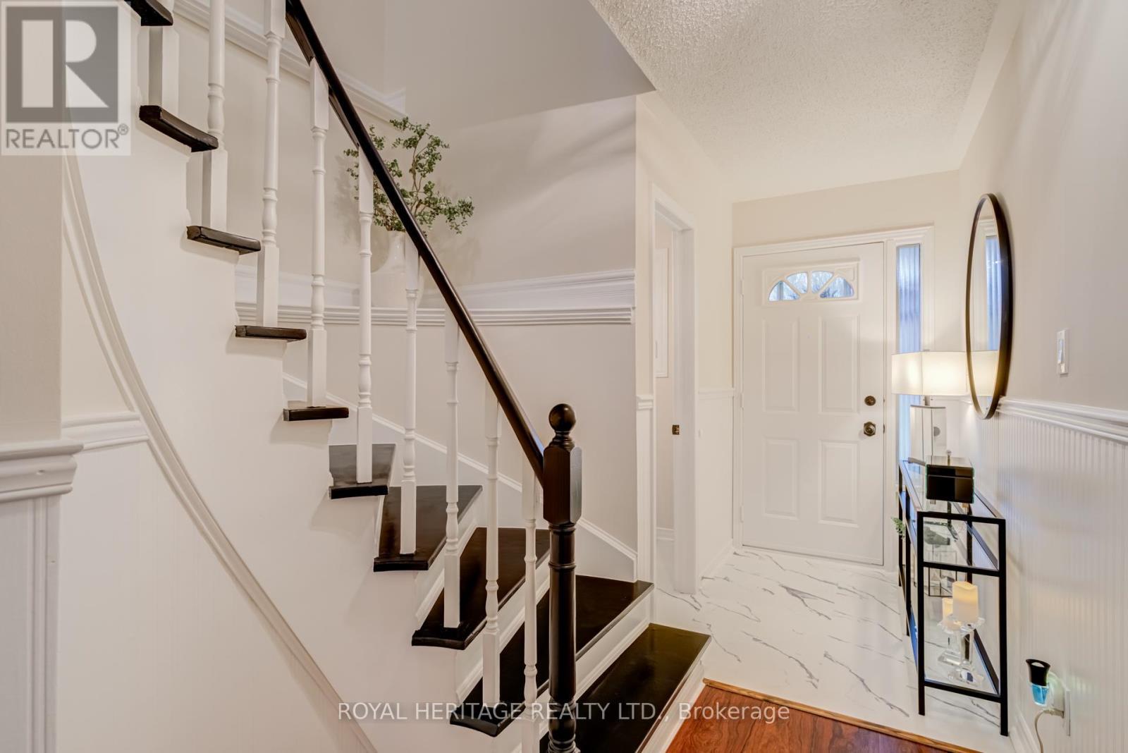 188 Adele Crescent, Oshawa, ON - Indoor Photo Showing Other Room