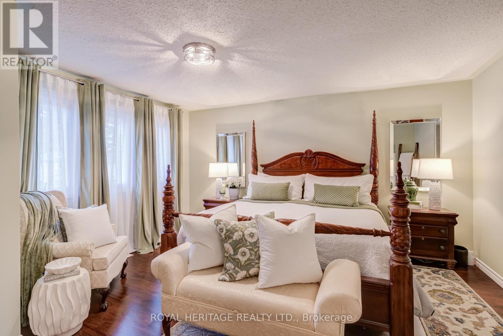 188 Adele Crescent, Oshawa, ON - Indoor Photo Showing Bedroom