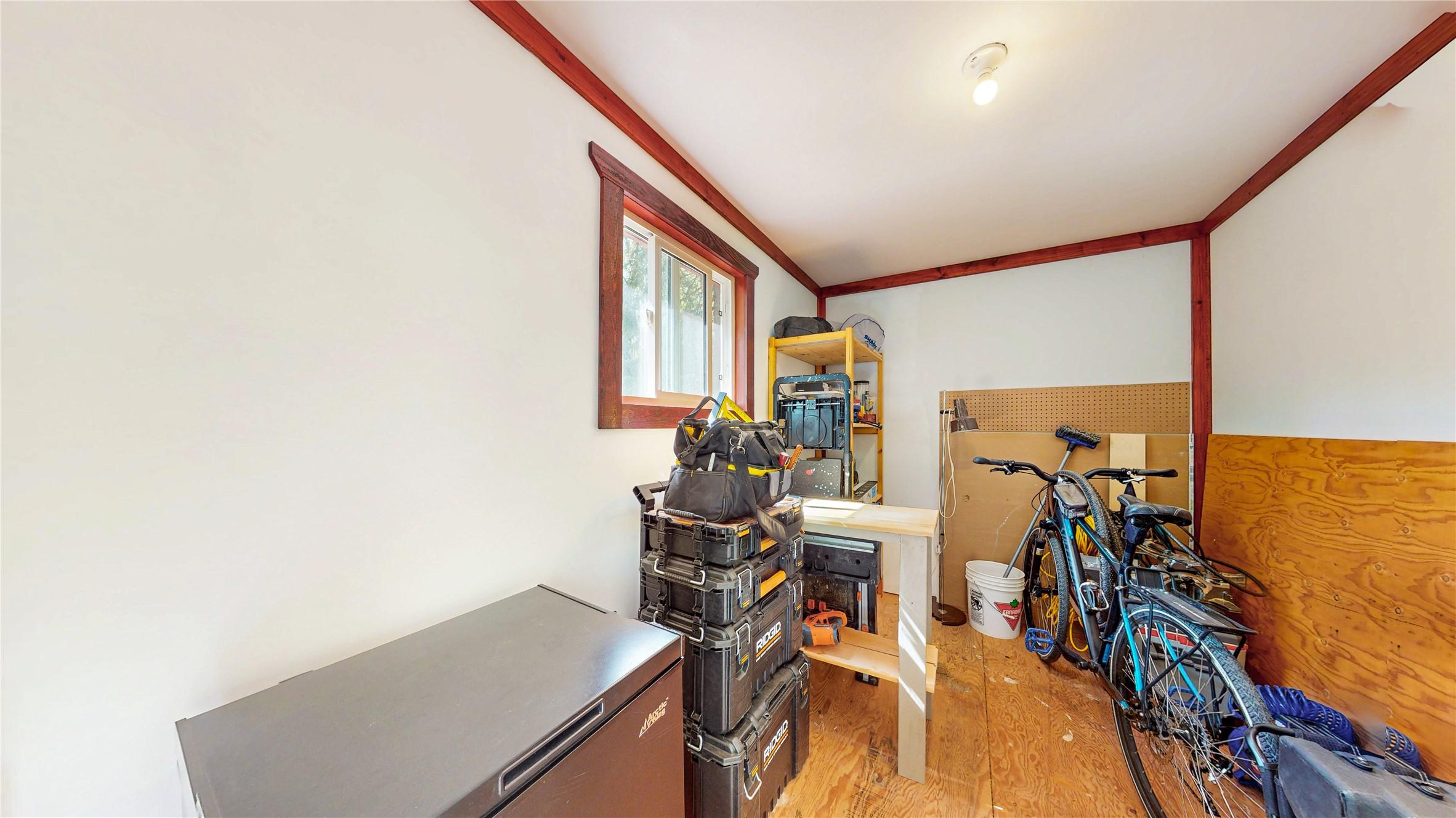 6770 Hockley Road, Jaffray, BC - Indoor Photo Showing Other Room