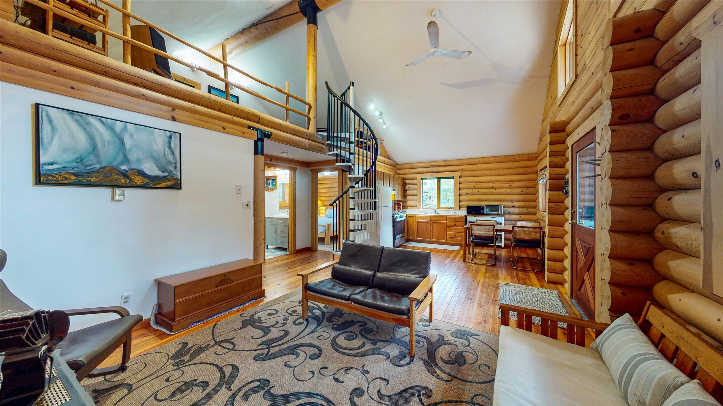 6770 Hockley Road, Jaffray, BC - Indoor
