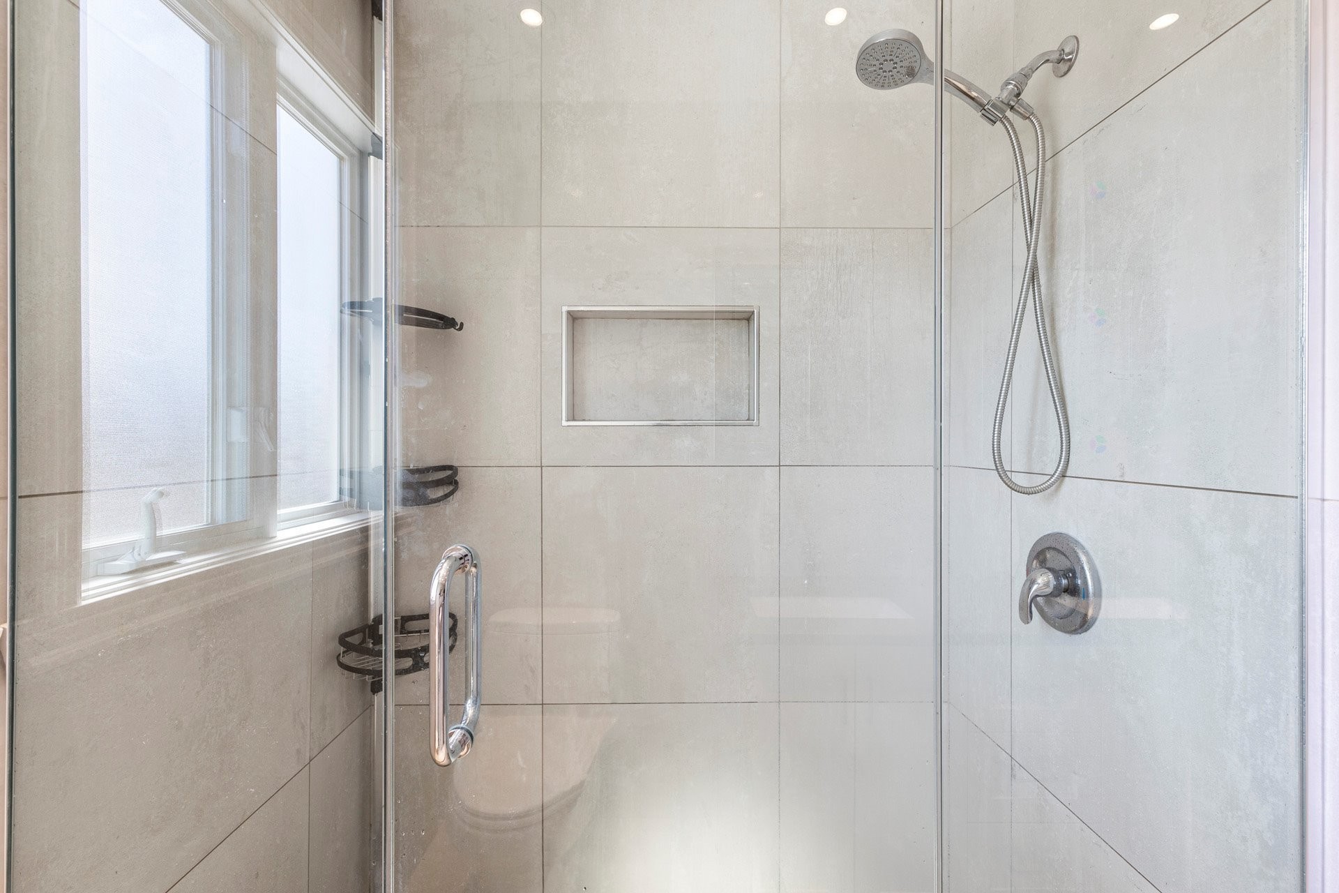 Salle de bains - 65 Rue De Calais, Kirkland, QC - Indoor Photo Showing Bathroom