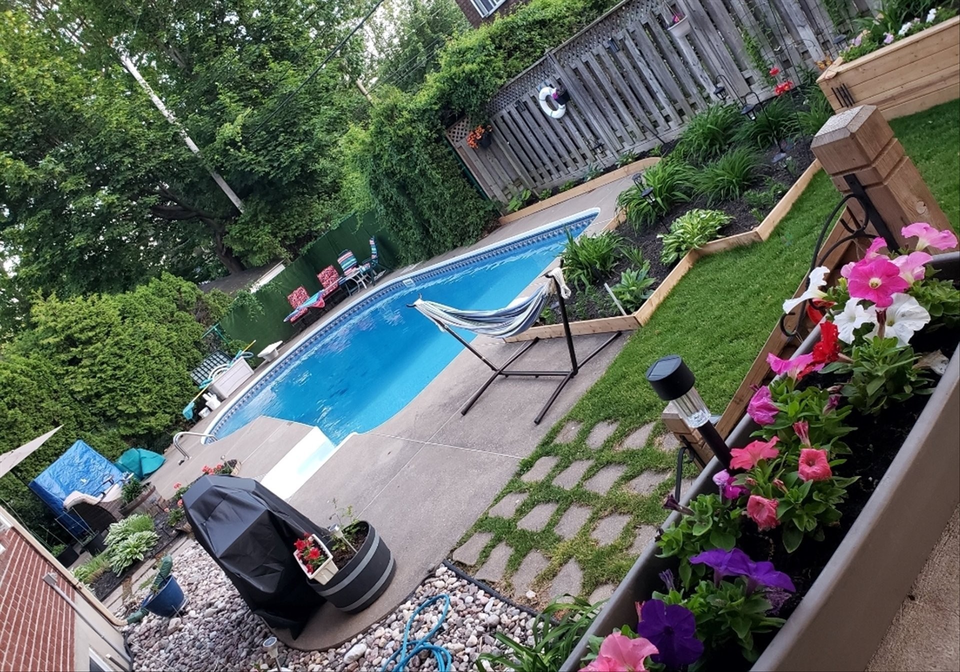 Cour - 65 Rue De Calais, Kirkland, QC - Outdoor With In Ground Pool