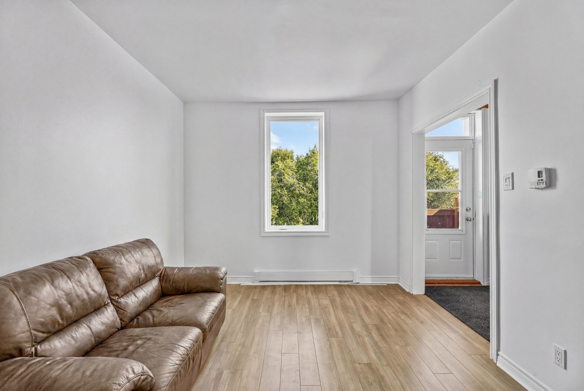 Salon - 280 Rg Montcalm, Saint-Esprit, QC
