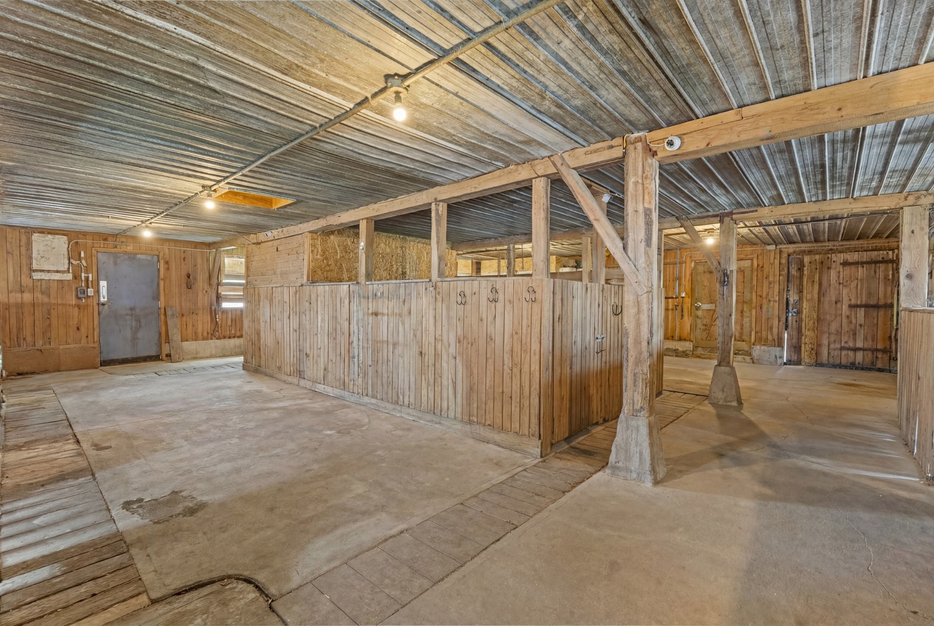 Écurie - 280 Rg Montcalm, Saint-Esprit, QC